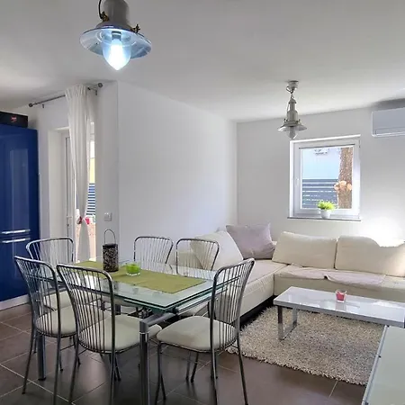 ゲストハウス Osmanovic