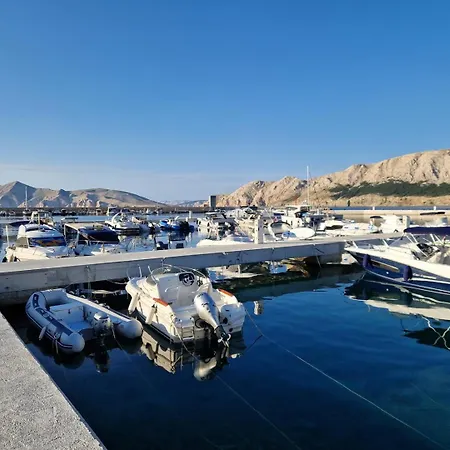 Osmanovic ゲストハウス バスカ