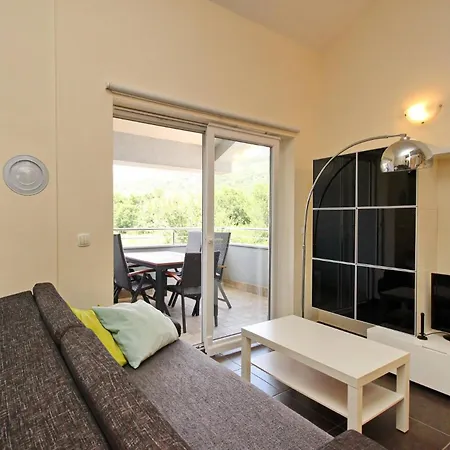 Osmanovic بيت ضيافة 4*